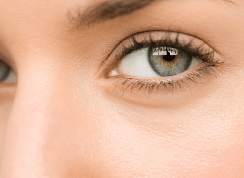 如何消除眼部皱纹，这几种方法学起来